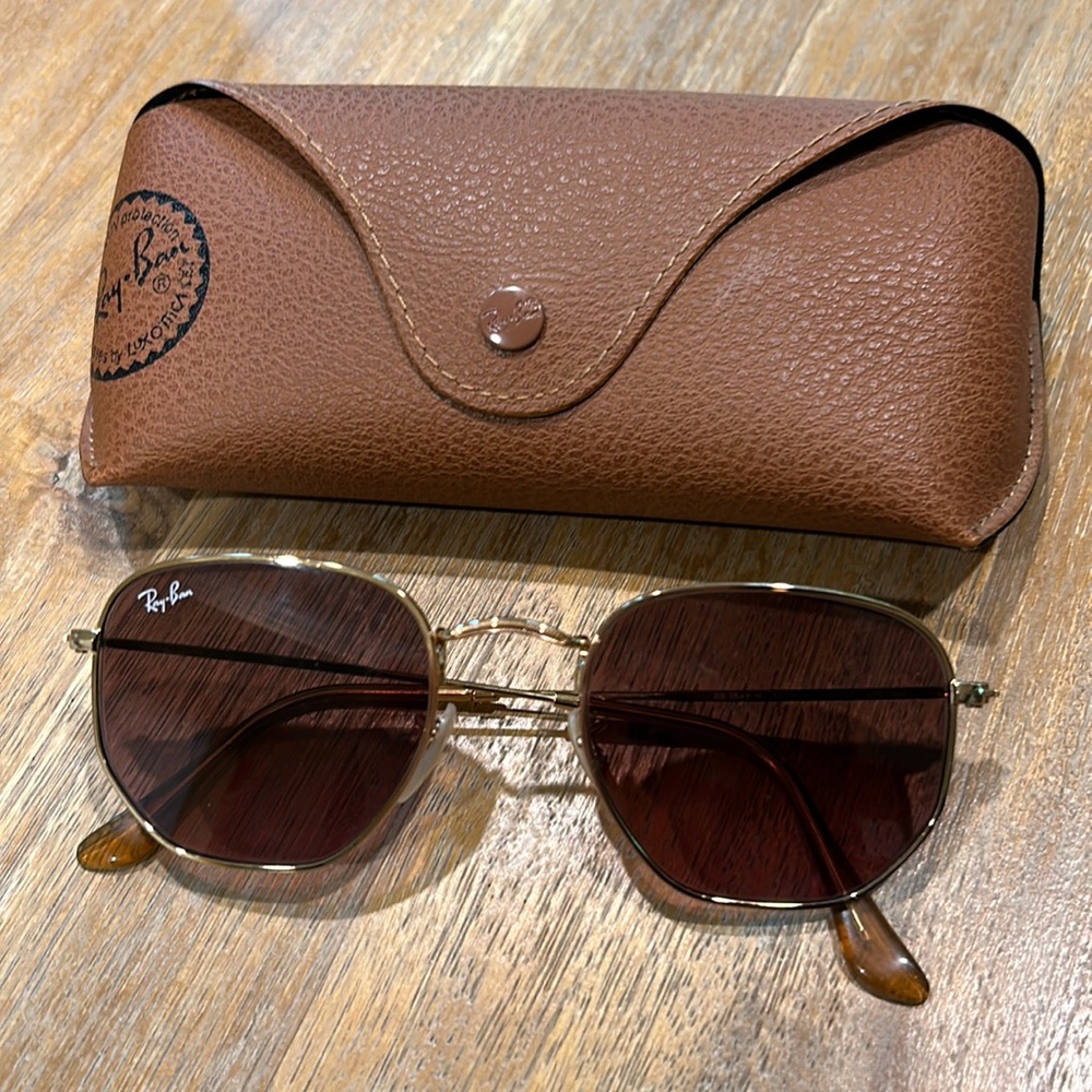 LIKE NEW Ray-Ban Hexagonal Sunglasses